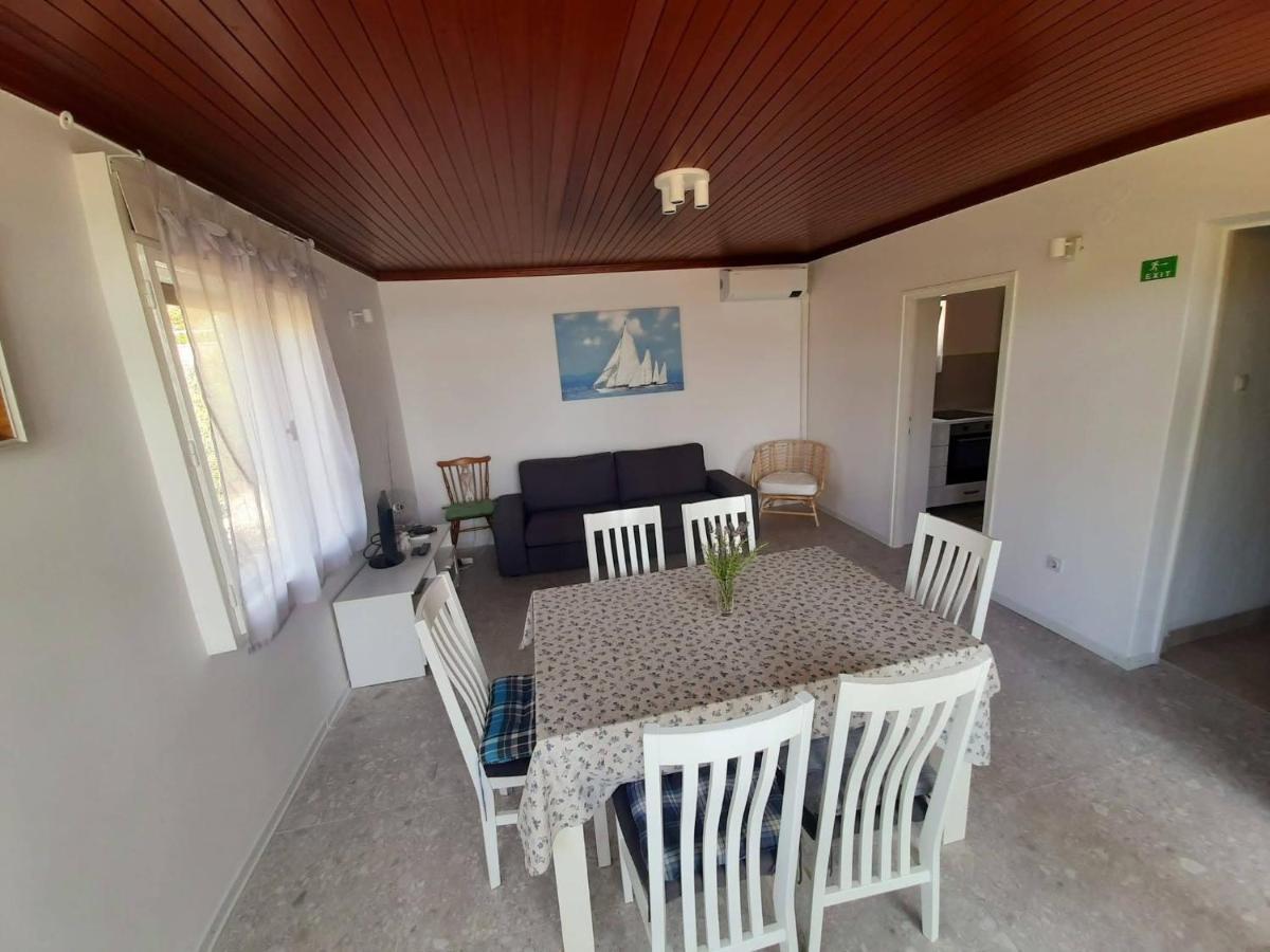 Apartment Riko - Accomodation "With" The Adriatic Sea Kampor Zewnętrze zdjęcie